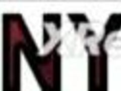 Very sexy Indian babe poses seductively