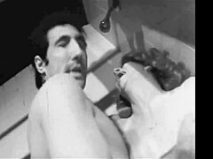 Dark lantern entertainment presenteert vintage taboe familie uit my secret life, de erotische bekentenissen van een victoriaanse engelse heer