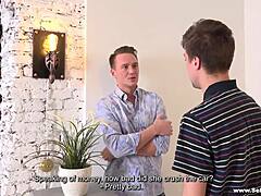 J'suis déchiré de vendre ma copine Veronika pour la baiser et réparer la caisse