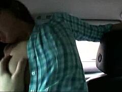 Increíble teen 18+ Gina Devine coño golpeado al aire libre en POV