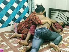 Ehi Ragazzo, Perché Non Condividermi con la Tua Calda Milf Bhabhi per un Sesso a Tre Sporco?