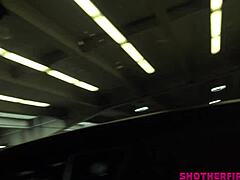 Malaikat cantik jauh-jauh datang debut syuting porno