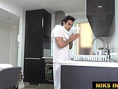 J'ai regardé puis je l'ai prise dur