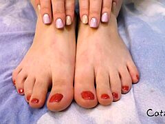 Playing With Sexy Feet and Smearing Them With Cream!