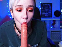 Vlogger tries out dildo fun