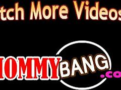 Ω άνθρωπέ μου, η Kharlie Stone και η Blaten Lee γίνονται τόσο ορνιά σε αυτό το 3some blowjob! 🔥💦