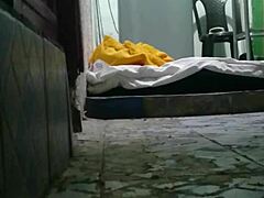 does this girl know how to blowjob?