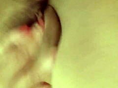 Is novinha cumming hard in the last part?