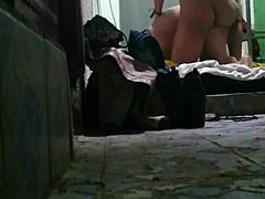 does this girl know how to blowjob?