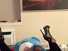 Is Hazelnutxxx's shaved pussy the Halloween secret?