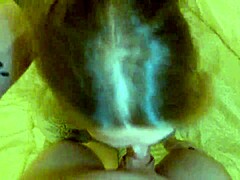 Brat grobo jebe kurbo pasivno sestro v mokro pičko za orgazem!