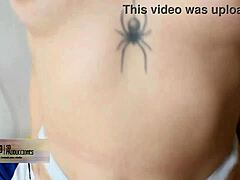 Soy tu sucia hermanastra vamos a follar sin condon correte dentro de mi co�o