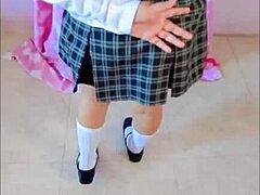 Estudiante primeriza en arriesgado sexo sin condón después de clases, cojo a esta puta alumna casero real con anal y cumshot