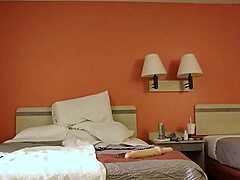 Gwenny's ass wrecked with dildo 😈