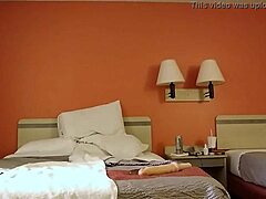 Gwenny's ass wrecked with dildo 😈