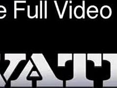 Carly Rae fickt beim Frühstück, saugt hart... ups, meinte blasen! Private Com wird messy mit Cumshots.