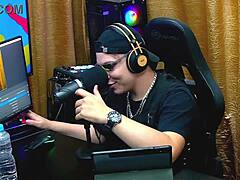 Flora Vip Tirou Os Peitos Ruan Mostrou O Pau