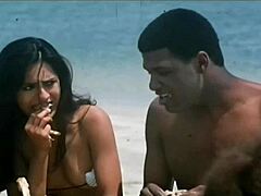 Indijska igralka Kitu Gidwani gre topless v francoskem filmu Black