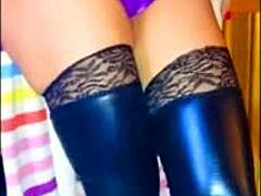 Sexy L Masturbates And Fingers Provocatively