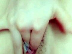 Горячая E-девушка 18+ в прямом эфире, такая чёртова горячая