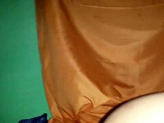 Stefany Morena Com Piercing A