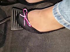 intimate webcam session with amateur fetish performer