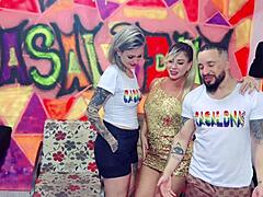 Hot blonde Beatriz gets interviewed and melts into bisexual fun