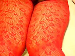 Sexy Latina Stepmom With Big Ass Asks For Dick In Homemade Scene.