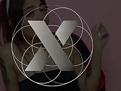 Jazmin sväljer monsterkuk djupt