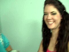 Apa Britney Banxxx Mau Dientot Bareng Mommy Jaylene Rio?