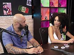 Ela Não Gostaria De Ter Um Relacionamento Monogâmico Com Anabele Nogueira