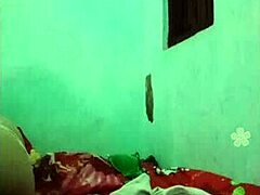 Khmer girl fucks on bed 😍