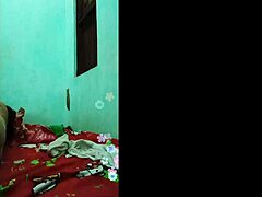 Khmer girl fucks on bed 😍