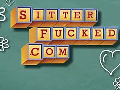 Бебиситърката си спомня рождения ми ден, но жена ми забравя, затова я чукам силно 🎉