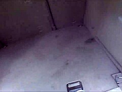 Was ik te naïef voor outdoor publieke neukpartij met zaad op grote natuurlijke tieten