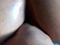 Casal de namorados novinhos transando