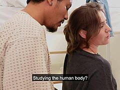 Hei coleg de cameră, hai să jucăm rolul prințesei care primește primul futut interrasial de la țăran în cămin cu vorbe murdare.