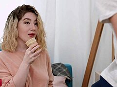 Blonde tempted to spontaneous sex