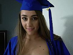 Wypełniam gorącą nastolatkę 18+