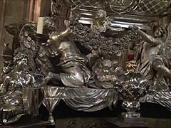 i visited inside prague castle 2 as tourist.