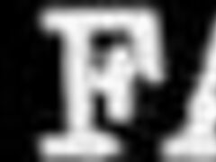 Groupe familial pervers s'adonne à la pompe anale et prolapsus avec jouets deepthroat