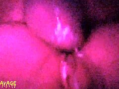 Pasangan WMAF koyak baju untuk creampie dubur dan deepthroat