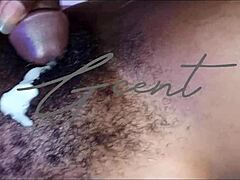 Izbliza, zar ova dlakava pička i BBC seks nisu neverovatni?