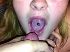 Miért kapnak ezek a kétségbeesett 18+ kurvák hatalmas cumokat az arcukra kompilációban?