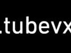 Она поймала его дрочащим в машине на улице. Потом наградила минетом от больших сисек и оргазмом.