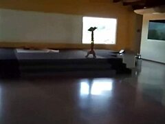 que gran polla la de mi amigo rico sexo anal en la escalera del teatro publico, wow?