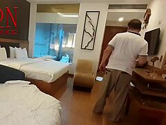 Lik haar navel en kut nu?