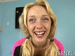 Kadınların sert ihtiyaçlarına teslimiyet, blowjob, deepthroat ve olgun seks sonrası ağza cum