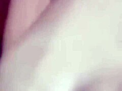 sexo salvaje y después me pide que la ayude a masturbarse