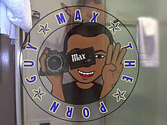 Akira Sucks Pussy, Huge Load On Ass!